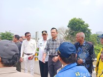 AHY Cek Jembatan Kemang Pratama Rp 60,4 M yang Sempat Runtuh Imbas Banjir