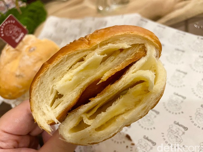 Cicip Salt Bread hingga Cranberry Cheese Enak di Resto Sunda Kemang Cicip Salt Bread hingga Cranberry Cheese Enak di Resto Sunda Kemang