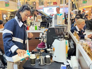 Coconut Milk Jadi Alternatif Susu untuk Racikan Kopi, Ini Keunggulannya
