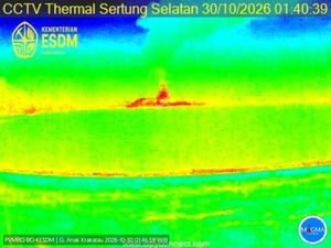 Gunung Anak Krakatau Erupsi Dini Hari, Warga Diimbau Waspada