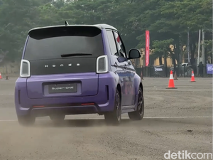 Honda Punya Cara Sendiri Bikin Mobil Listrik dan Hybrid Terasa Asyik