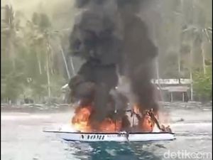 Boat Snorkeling Terbakar di Gamat Bay, 4 WNA Lompat ke Laut