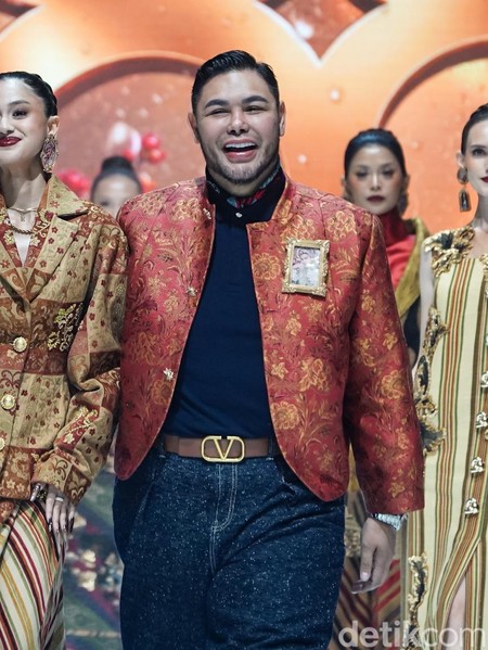 Ivan Gunawan Hadirkan Kemewahan Klasik Eropa di Jakarta Fashion Week 2027