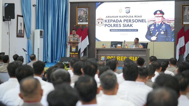 Kapolda Riau Instruksikan Kapolsek-Bhabin Aktif Turun Temui Masyarakat
