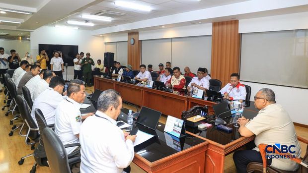 Kementerian Ketenagakerjaan (Kemnaker) menindaklanjuti aduan Federasi Serikat Pekerja Global Indonesia (FSPGI) terkait dugaan pelanggaran ketenagakerjaan di PT Indonesia Epson Industry (IEI).
