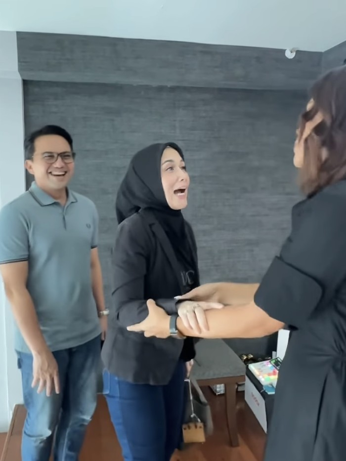 Melaney Ricardo dan Sahrul Gunawan Melaney Ricardo dan Sahrul Gunawan
