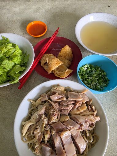 Mie Ayam Legendaris di Jakarta Barat