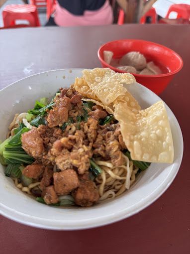 Mie Ayam Legendaris di Jakarta Barat