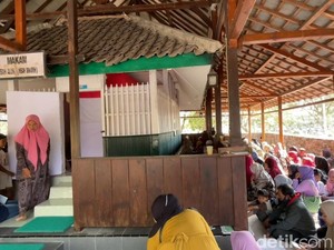 Ribuan Warga Balun Lamongan Padati Makam Pendiri Desa Jelang Musim Tanam