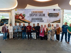 Dirjen Hortikultura Kementan Ekspor 20 Ton Salak dari Petani ke Kamboja
