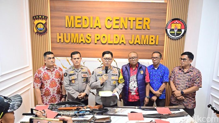 Polisi merilis update penangkapan pelaku penyerangan di Polres Merangin