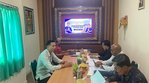 Proses seleksi 10 ASN terbaik di lingkungan Pemkab Karangasem yang berlangsung di Kantor BKPSDM Karangasem, Jumat (30/10/2026) (foto: I Wayan Selamat Juniasa) Proses seleksi 10 ASN terbaik di lingkungan Pemkab Karangasem yang berlangsung di Kantor BKPSDM Karangasem, Jumat (30/10/2026) (foto: I Wayan Selamat Juniasa)