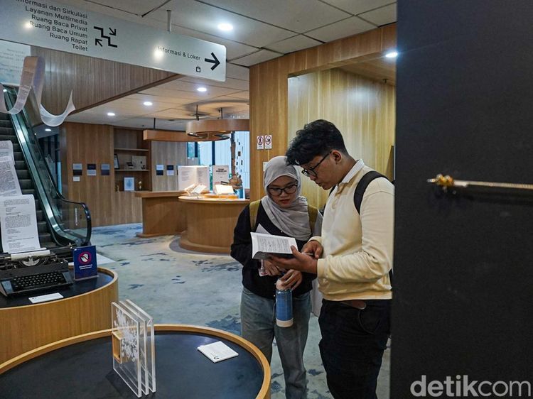 Rindu Sapardi, Manuskrip hingga Mesin Tik Lawas Jadi Jejak Sang Maestro Puisi