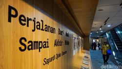 Rindu Sapardi, Manuskrip hingga Mesin Tik Lawas Jadi Jejak Sang Maestro Puisi