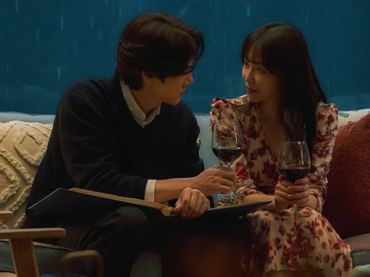 Yoo Yeon Seok & Seo Hyun Jin Kencan Romantis di The Perfect Lie