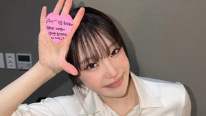 Potret JooE MOMOLAND Debut Jadi Aktris Musikal, Beda Wajah Tuai Sorotan