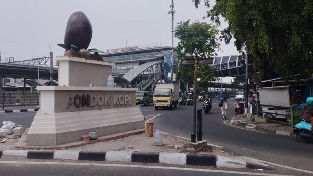 Tugu Pondok Kopi di Jaktim (Syahid/detikcom)