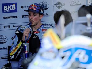 Alex Marquez Dilema Operasi Bahu, Terancam Absen di MotoGP Qatar