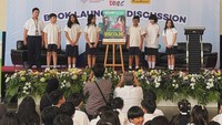 Bangga dan terharu! Berawal dari tugas Bahasa Indonesia di sekolah Gempi, @sampoerna.academy, cerita Gempi terpilih menjadi salah satu dari 8 cerita anak yang diangkat menjadi buku komik oleh Kecil-Kecil Punya Karya @kkpkmizan, tulis Gisel dilihat dari unggahannya, Sabtu (31/10/2026). Foto: Instagram @gisel_la