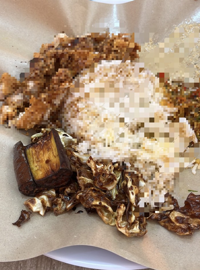 Kena Prank Netizen! Ngaku Cuma Makan Sayur-Telur, Ternyata Ada Lauk 'Ghaib' Kena Prank Netizen! Ngaku Cuma Makan Sayur-Telur, Ternyata Ada Lauk 'Ghaib'
