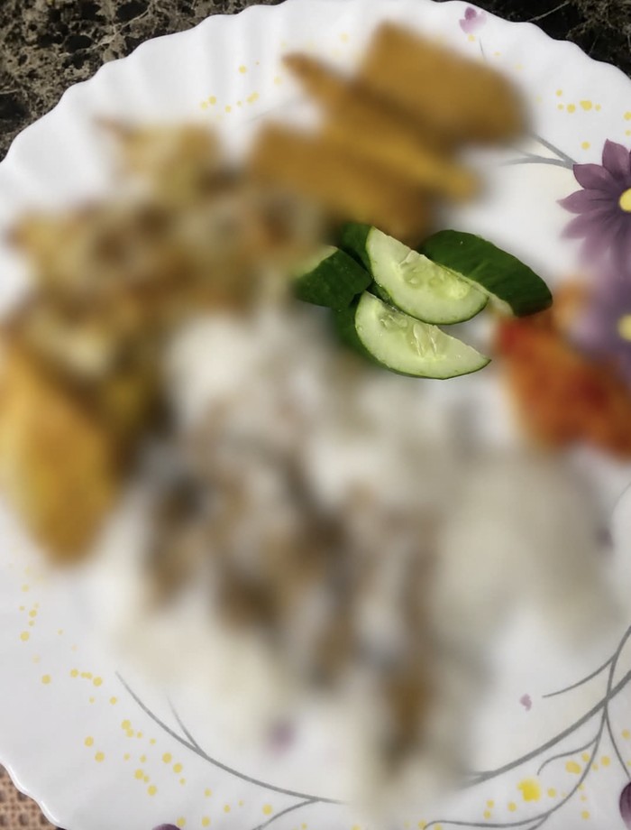 Kena Prank Netizen! Ngaku Cuma Makan Sayur-Telur, Ternyata Ada Lauk 'Ghaib' Kena Prank Netizen! Ngaku Cuma Makan Sayur-Telur, Ternyata Ada Lauk 'Ghaib'