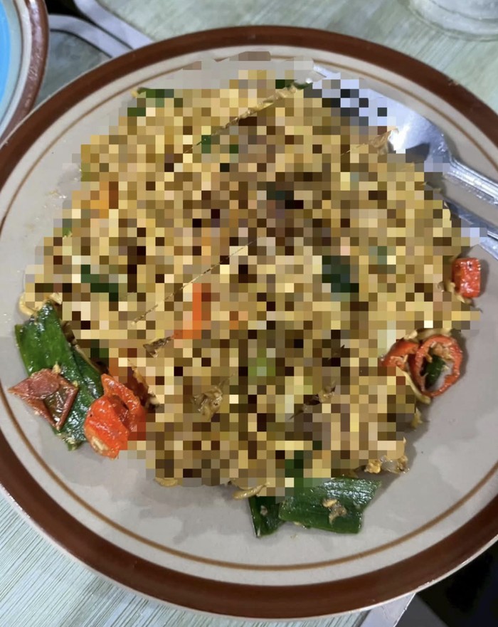 Kena Prank Netizen! Ngaku Cuma Makan Sayur-Telur, Ternyata Ada Lauk 'Ghaib' Kena Prank Netizen! Ngaku Cuma Makan Sayur-Telur, Ternyata Ada Lauk 'Ghaib'