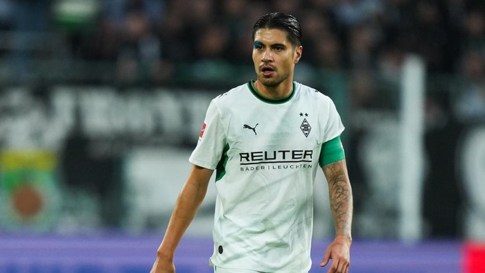 Bek Borussia Moenchengladbach Kevin Diks. (Foto: Getty Images/Pau Barrena)