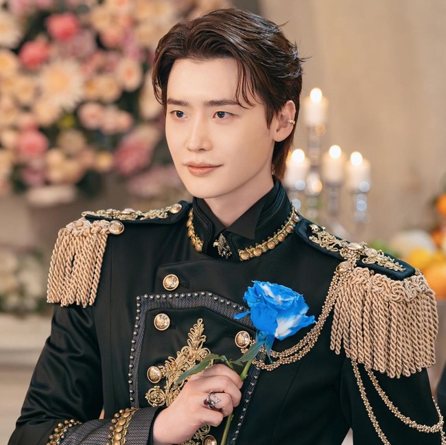 Potret Lee Jong Suk Pangeran Berwujud Burung di The Remarried Empress