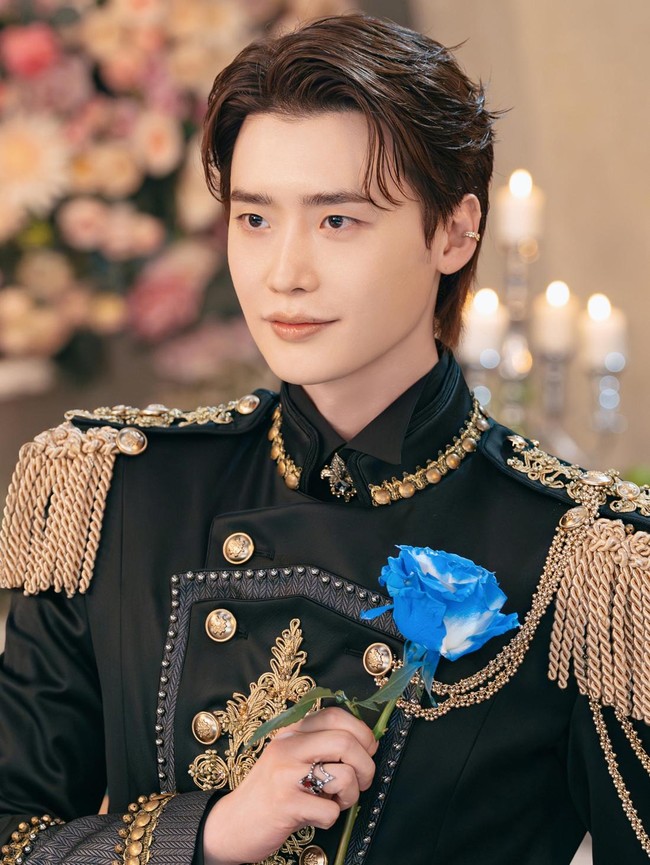 Potret Lee Jong Suk Pangeran Berwujud Burung di The Remarried Empress