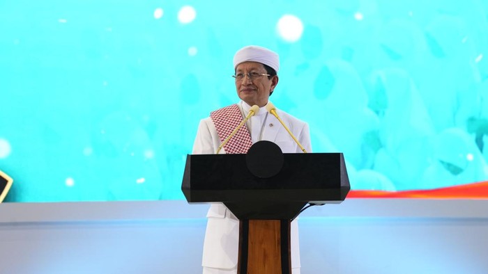 Menag dalam kegiatan Munajat Santri untuk Negeri yang digelar di Masjid Istiqlal, Jakarta, Jumat (30/10/2026). Kegiatan ini menjadi puncak rangkaian peringatan Hari Santri 2026.