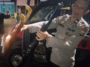 7 Pemuda Makassar Bawa Senapan-Parang Hendak Tawuran Ditangkap
