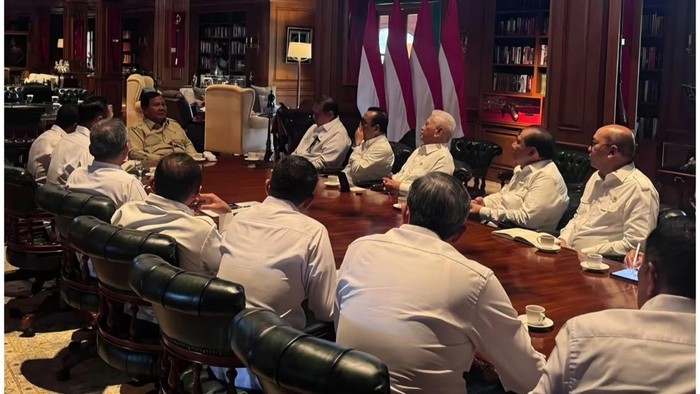Prabowo terima jajaran Kadin di Hambalang