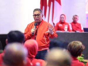 Konsolidasi PDIP Lampung, Hasto Tegaskan Kader Tak Boleh Takut Bela Rakyat