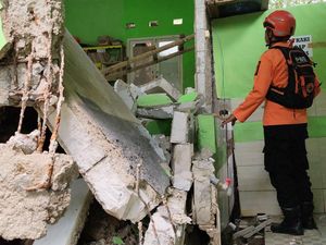 Tanah Bergerak di Cijayanti Bogor, Rumah hingga Musala Rusak