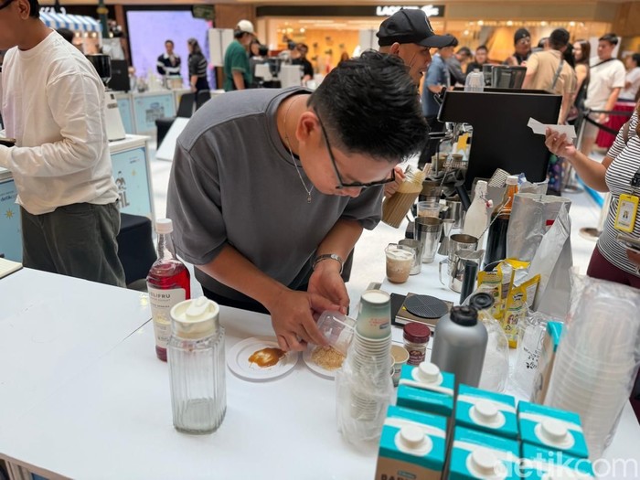 Unik! Kopi Martabak hingga Milk Tea Mangga Ada di Coffee Market Challenge Unik! Kopi Martabak hingga Milk Tea Mangga Ada di Coffee Market Challenge