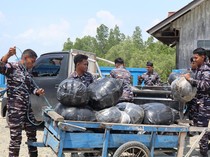 Modus Baru Penyelundupan Pakaian Bekas dari Malaysia Jalur Perairan Sebatik