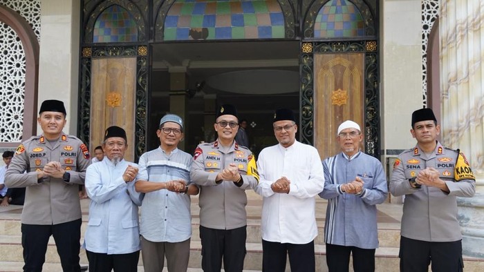 Wakapolda Jateng Sowan ke Ulama