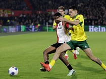 Feyenoord Vs Fortuna: Justin Hubner Cs&nbsp;Imbangi Pemuncak Klasemen 1-1