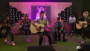 DMasiv Bawakan Lagu Baru di dHOT Music Day