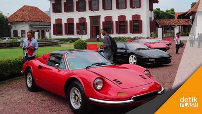 10 Ferrari Klasik Mejeng di Gedung Arsip Nasional