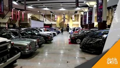 Cuci Mata Lihat Mobil Kece di Tunjungan Plaza