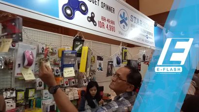 Serunya Berburu Aksesoris Gadget Murah di Indocomtech 2017