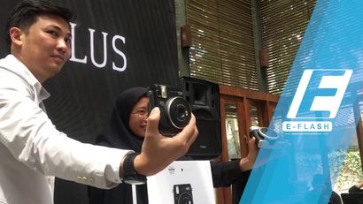Kamera Instax Edisi Tulus Ini Jumlahnya Terbatas Loh!