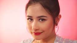 Kedekatan Prilly Latuconsina dengan Keluarga