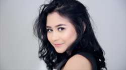 Cerita Prilly Latuconsina di Masa Kecil