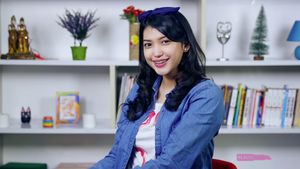 4 Cara Mengaplikasikan Eyeliner