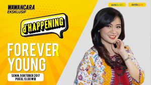 Rahasia Cantik dan Energik Puspa Dewi di Usia 50