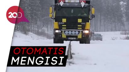 Canggih! Ada Track Pengisian Kendaraan Listrik Otomatis di Swedia