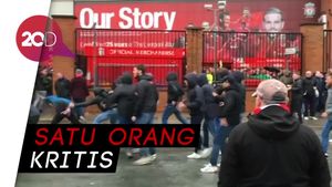 Liverpudlian Diserang Suporter AS Roma
