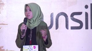 20 Besar Jakarta - Penampilan Stand Up Comedy Hanifa Rahmi